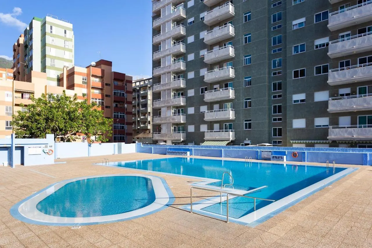 Home2Book Candemar Ocean View カンデラリア アパート